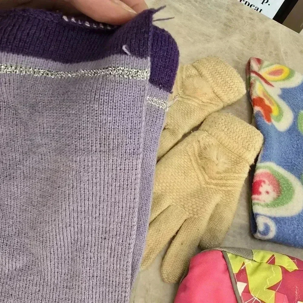 Girls winter set bundle mittens scarf